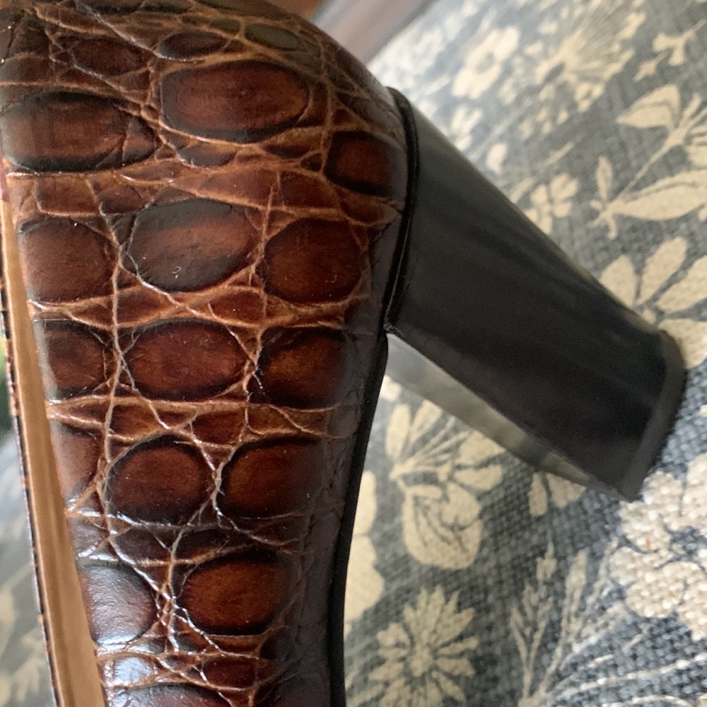 Franco Sarto shoes - Picture 8 of 10